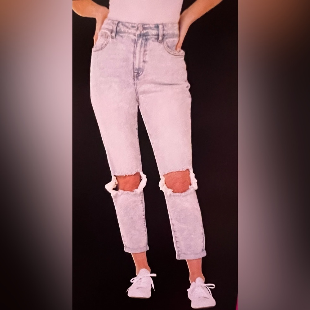 Jeans destress teen No Boundaries Mom Jean Fashion Destructed Size 5 NWT